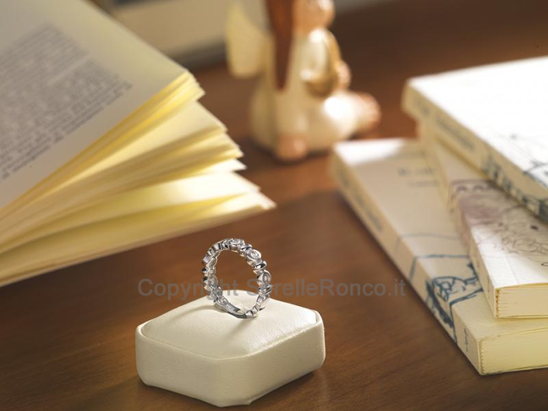 ANELLO ETERNITY CON DIAMANTI 0.10 CT
